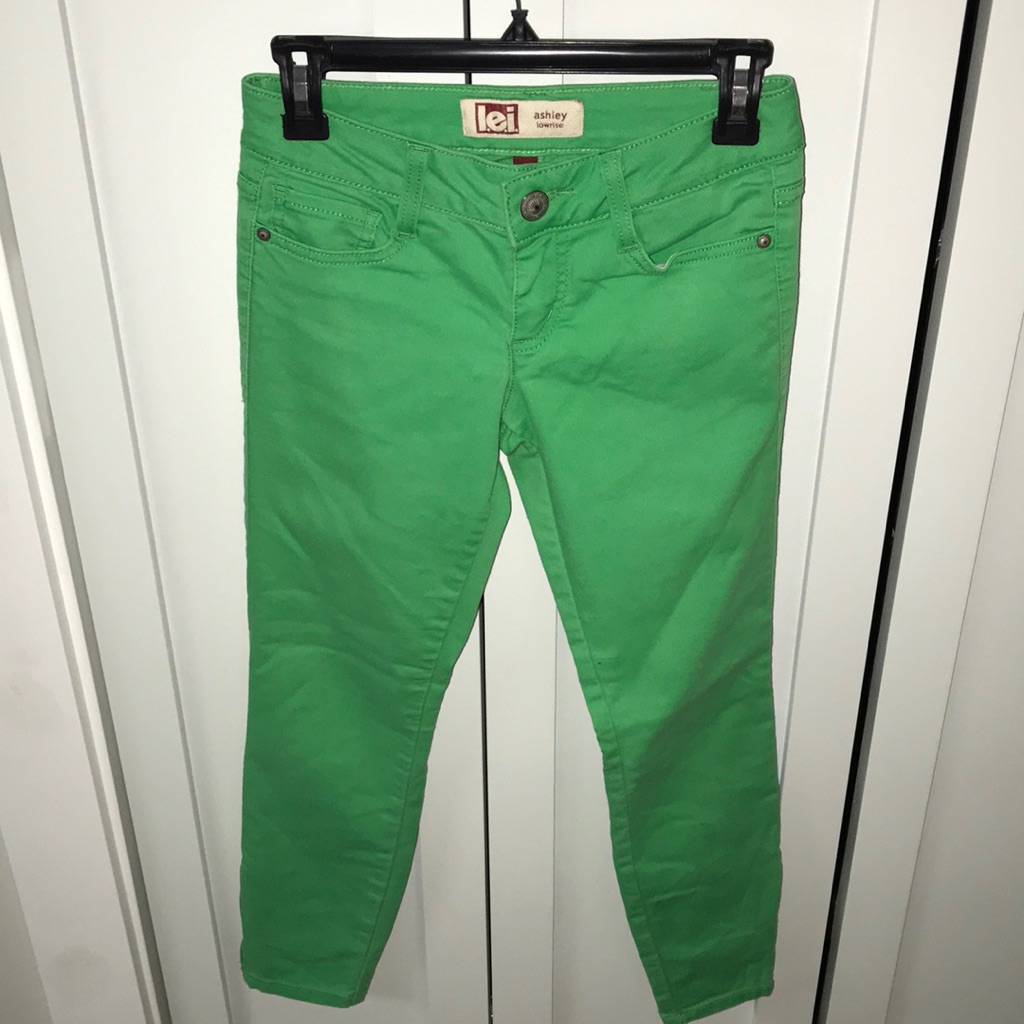 Green Capris